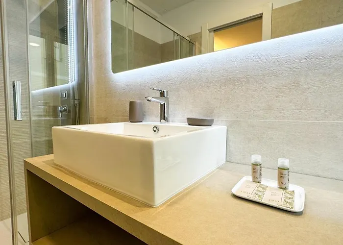 Guest house Galleria Roma Art 4*