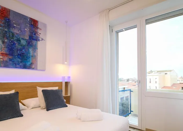 Guest house Galleria Roma Art 4*