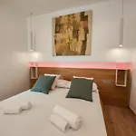 Galleria Roma Art Πανσιόν 4*